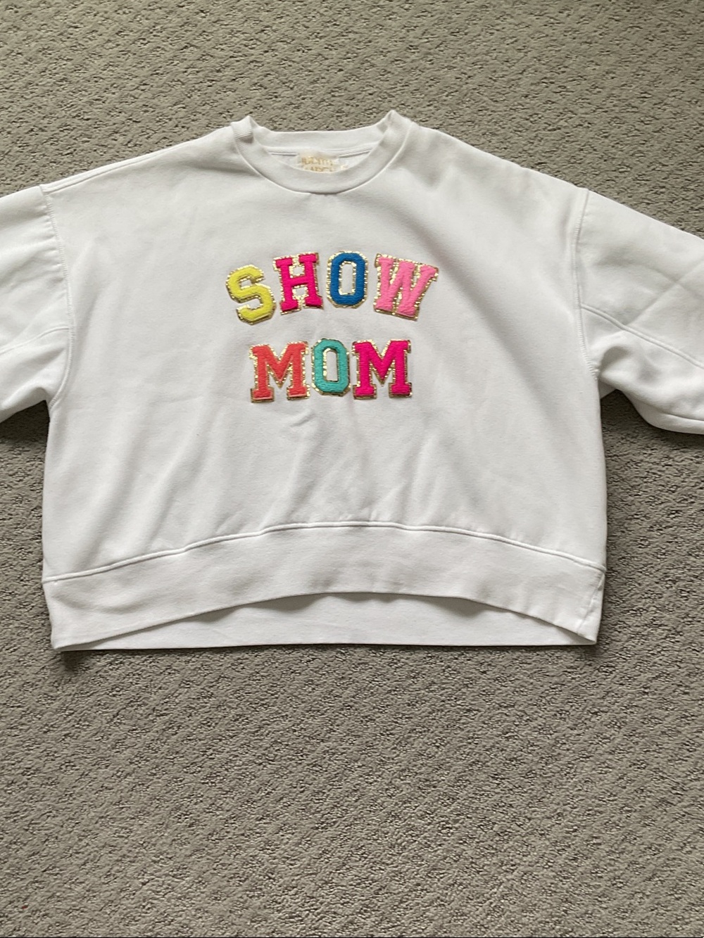 Judith March White Crewneck Sweatshirt with Multicolor Embroidered Letters 0442